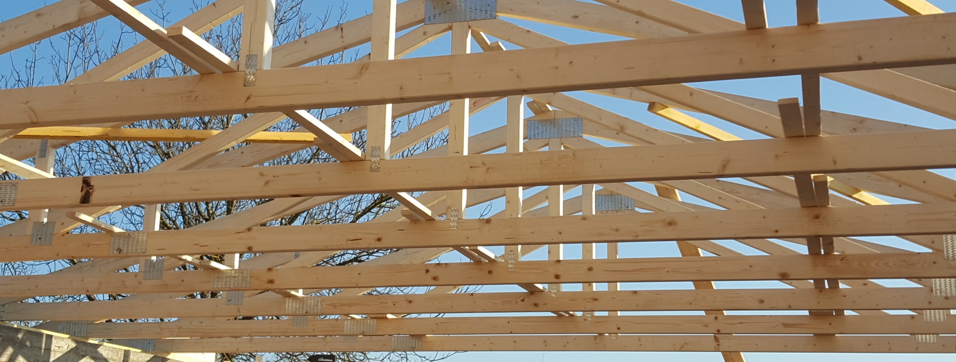 Wolf szeglemezes tetőszerkezet