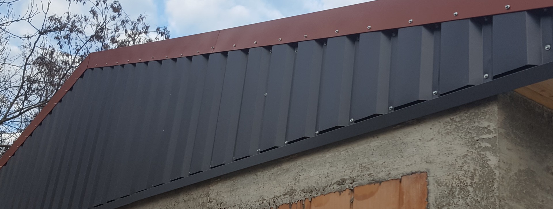 Wolf szeglemezes tetőszerkezet