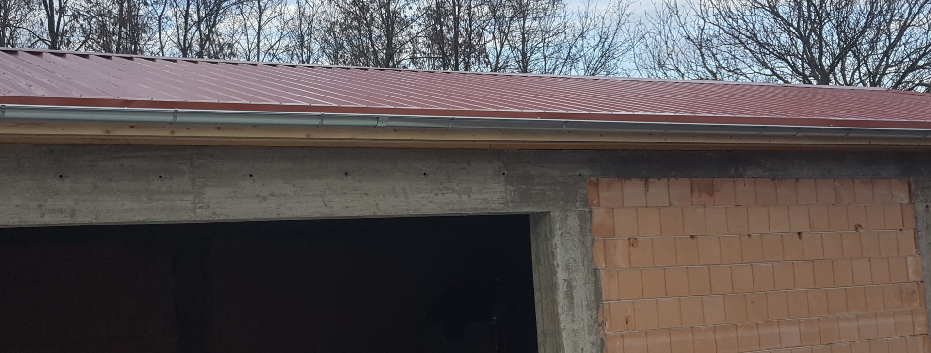 Wolf szeglemezes tetőszerkezet