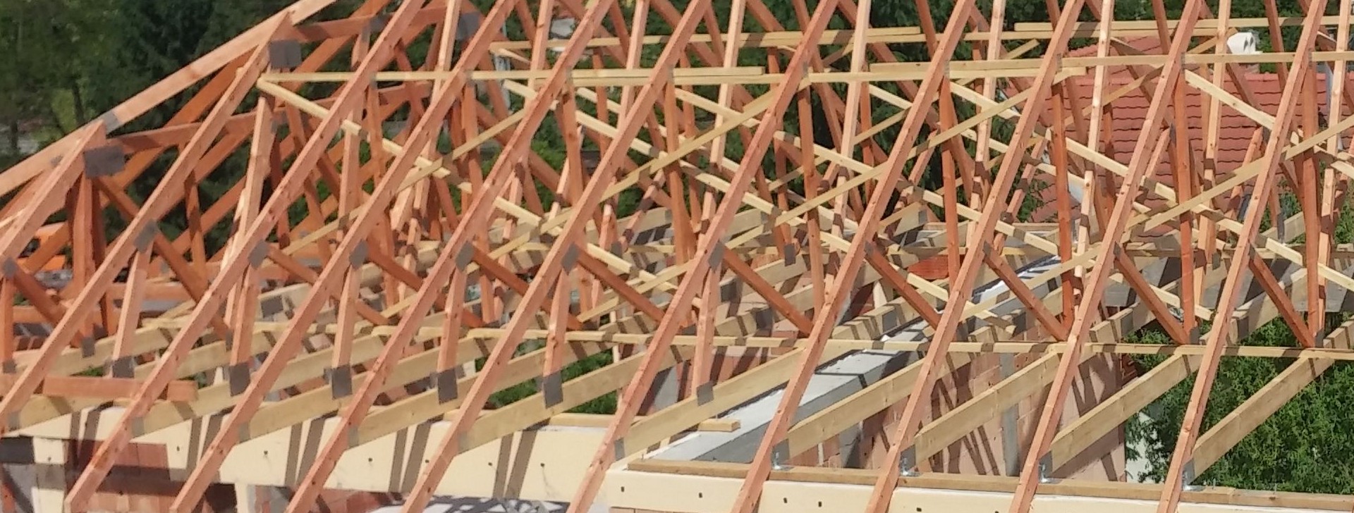 Wolf szeglemezes tető